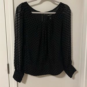 White House Black Market black polka dot blouse (silk fabric) in size 4
